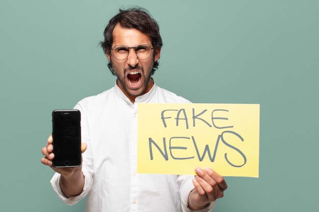Jak rozpoznać fake newsy w mediach społecznościowych?