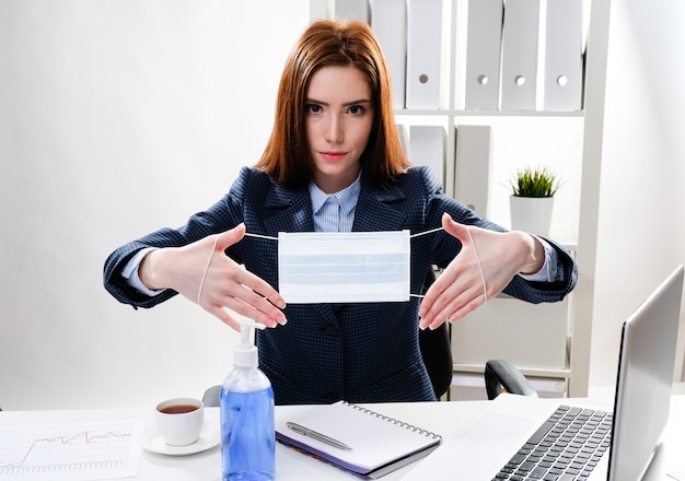 Jak cofnąć wypowiedzenie o pracę w sytuacji zmiany decyzji?