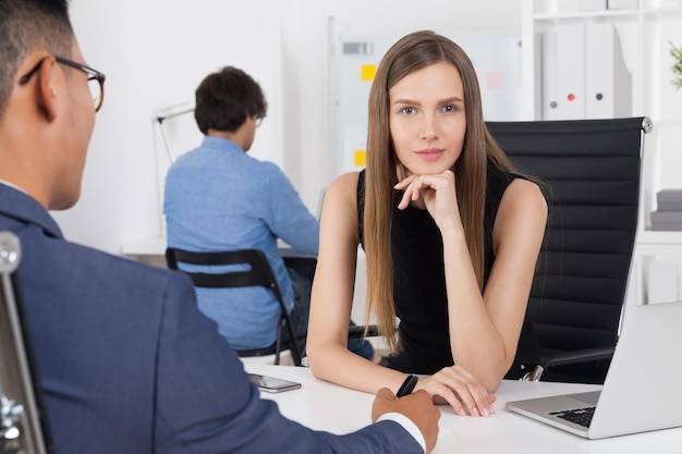 O co można zapytać na rozmowie kwalifikacyjnej, by lepiej poznać przyszłego pracodawcę?