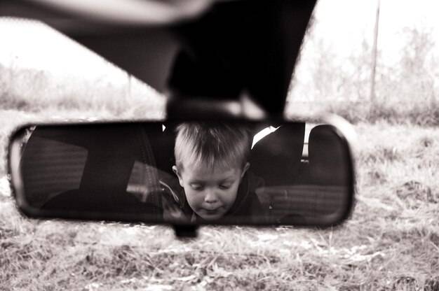 Kto dziedziczy spadek po dziecku w przypadku braku testamentu?