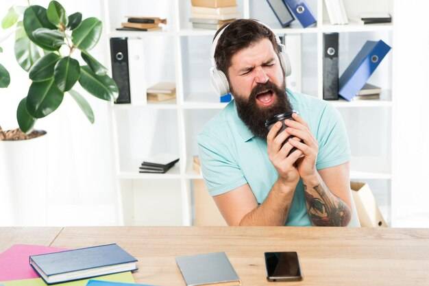 Nierówne traktowanie w pracy gdzie zgłosić takie sytuacje?